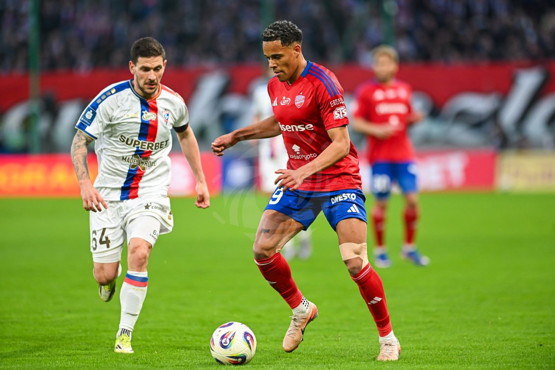 Piłka Nożna: PKO BP Ekstraklasa. Gornik Zabrze - Rakow Czestochowa. - Agencja Fotograficzna